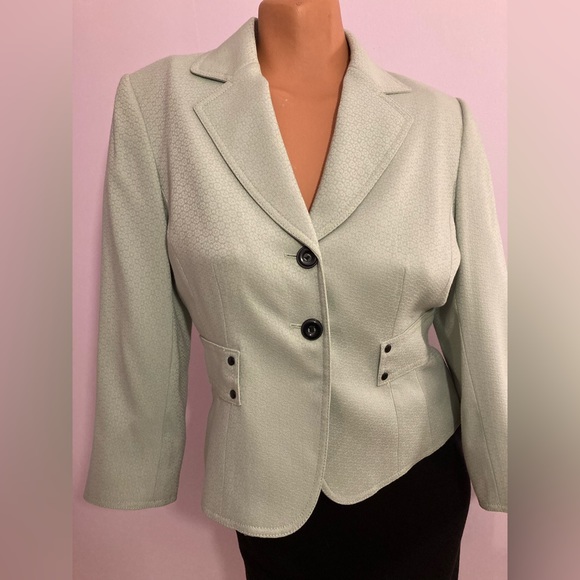 Tahari Suit Set - Picture 3 of 15